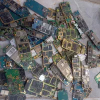 ضایعات برد گوشی