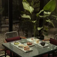 استخدام کمک اشپز ، سالندار و کمک باریستا