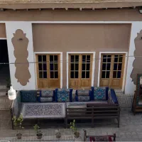 نیروی تمام وقت همراه با جای خواب و وعده غذایی
