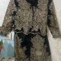 دو عدد مانتو دخترانه و یک عدد زنانه و یک شرتک و...