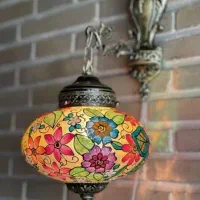 چراغ دیوارکوب طرح گل و باغچه