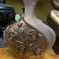 گلدون گل برجسته