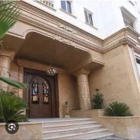 استخدام نیروی خدمات