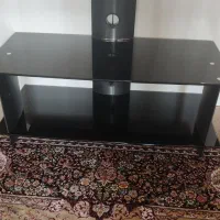 میز زیر تلویزیونی همراه با پایه نگهدارنده تلویزیون