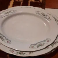 دیس پلو خوری