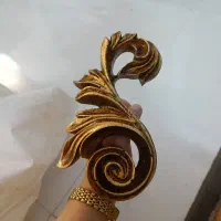 گل میخ پرده نگه دارنده