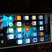 گوشی LG درحد نو