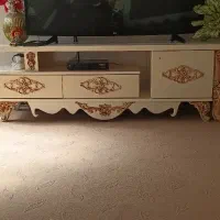 زیر تلوزیونی و مبل