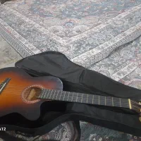 گیتار یاماها