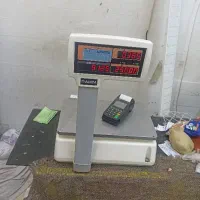 ترازو پروجکتور میز