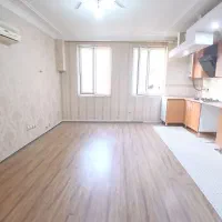 40متر یکخوابه طبقه اول آسانسور تخلیه فروشنده
