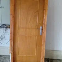 در چوبی همراه چهار چوب وقفل