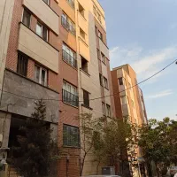 ۹۶ متر ۲ خواب فول نقاشی شده