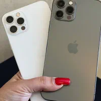 گوشی آیفون 12pro256ZAA درحدنو پک اصلی خیلی تمیز