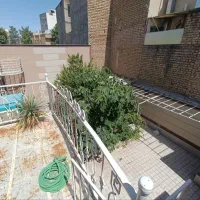 اپارتمان ۱۴۰متر طبقه اول