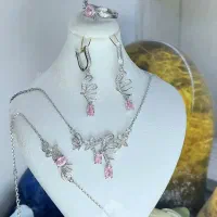 گردن بندوسرویس زنانه