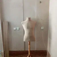مانکن پایه چوبی مردانه