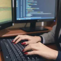 تحلیل علمی داده و شبیه‌سازی پیشرفته