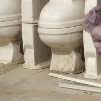 توالت فرنگی نو