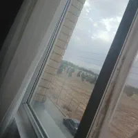 شیشه ساختمانی