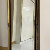 آینه قدی سالم با قاب چوبی قدیمی