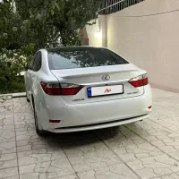 Lexus ES250