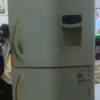 یخچال الکترو استیل اتاق کاملا سالم