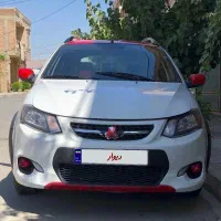 کوییک R سفید قرمز