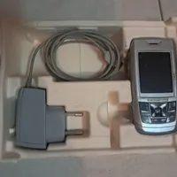 گوشی سامسونگ e250