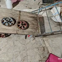 گاری چهار چرخ قدیمی