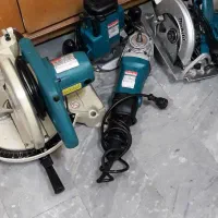 فارسی بر،اوورفرز،اَرِهِ دیسکی،ماشین پوست ماکیتا