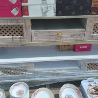 جاکفشی و زیر تلوزیون