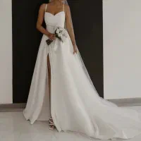 لباس عروس( مزون فرزانه محرمی  دوخته شده)