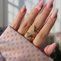 کاشت ناخن قیمت مناسب