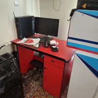 میز تحریر. کتابخانه