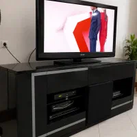 میز تلویزیون ترک BRAVO هایگلاس  179 سانت