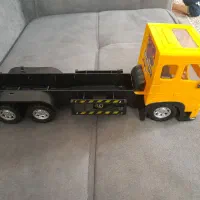 جرثقیل اسباب بازی ۱۰۰ ت