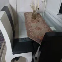 میز غذاخوری