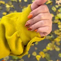 کاشت ناخن با تخفیف استثنایی