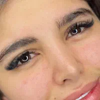 اکستنشن مژه و لیفت و لمینت مژه و ابرو