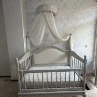 تخت نوزادی