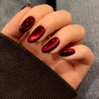 کاشت ناخن و اموزش