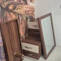 تخت و میز آرایش