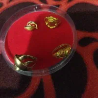 مقداری طلا به قیمت تابلو