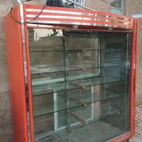 یخچال و ویترین شیرینی فروش