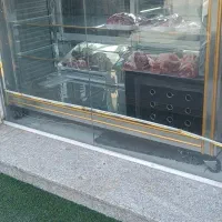 یخچال ویترین.