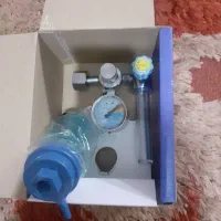 مانومتر اکسیژن کاملا نو داخل کارتن بفروشم میرسد