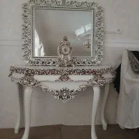 اینه کنسول و آباژور و گلدان
