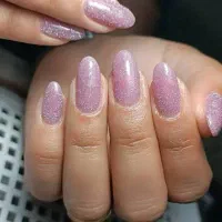 مدل کاشت ناخن و ژلیش و لمینت و ترمیم
