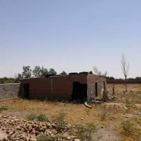 زمین چهار دیواری